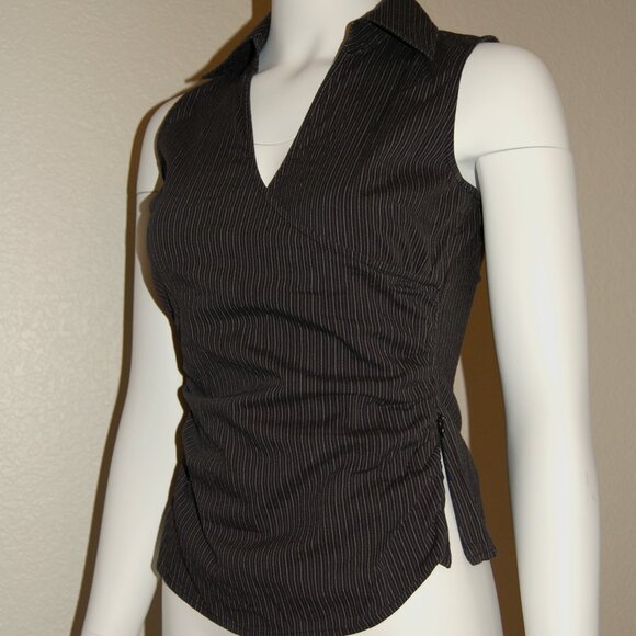 Express Women Size S, Sleeveless Collared Surplice Dress Shirt, Striped - Picture 3 of 13
